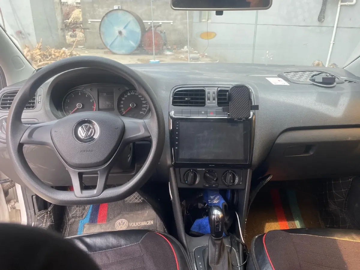 2016 Volkswagen Polo 1.4L 90HP L4 6AT,autocango,china used car exporter,china ev exporter,chinese used car exporter,chinese used ev exporter