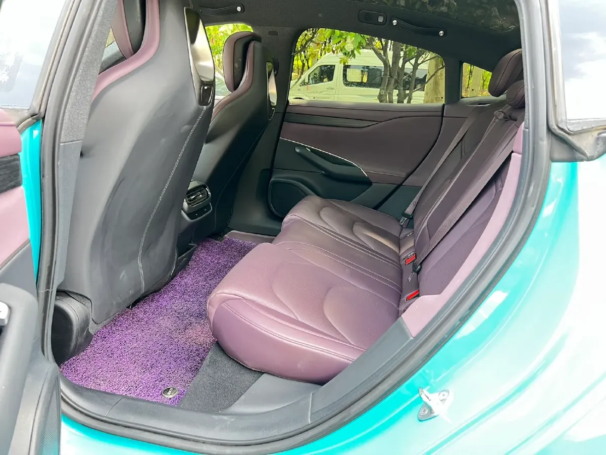 2024 MI SU7 BEV 73.6KWH,autocango,china used car exporter,china ev exporter,chinese used car exporter,chinese used ev exporter