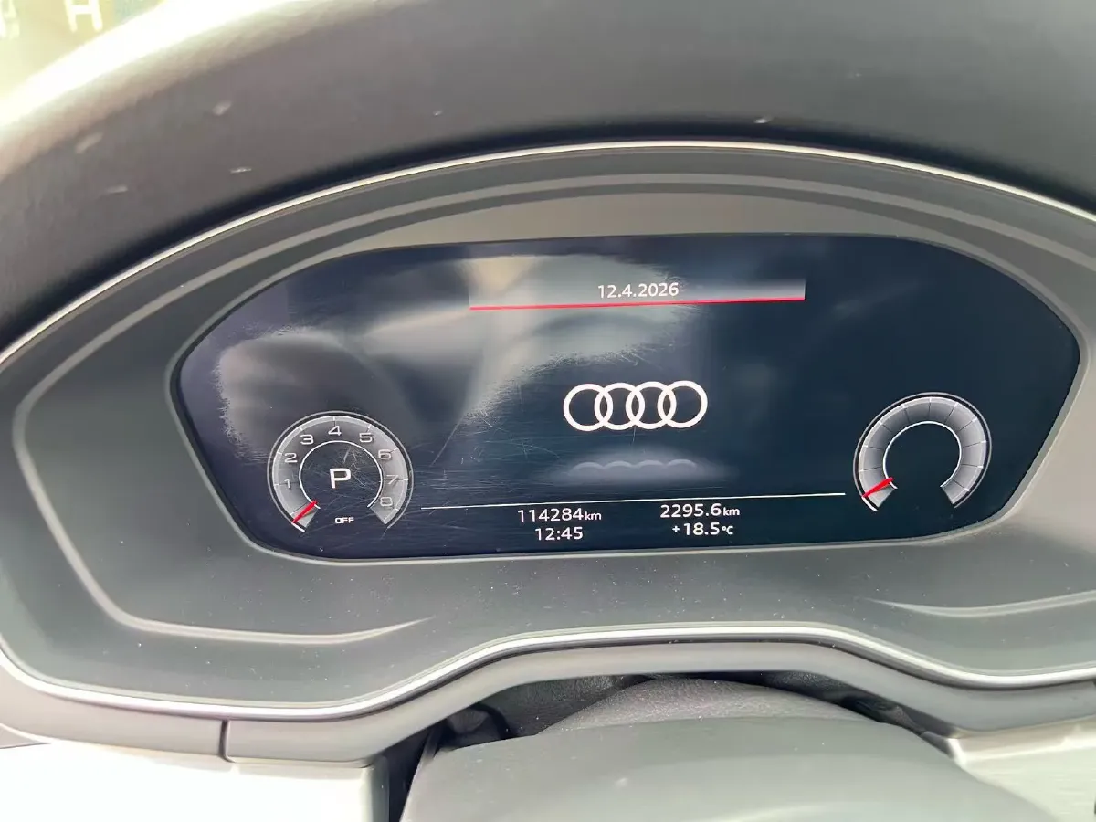 2020 Audi A4L 2.0T 190HP L4 7DCT,autocango,china used car exporter,china ev exporter,chinese used car exporter,chinese used ev exporter