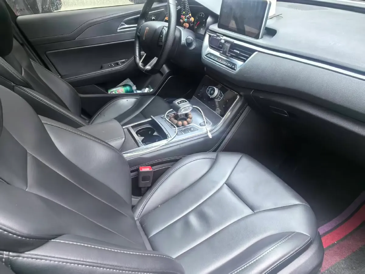 2022 HongQi H5 1.8T 197HP L4 6AT,autocango,china used car exporter,china ev exporter,chinese used car exporter,chinese used ev exporter