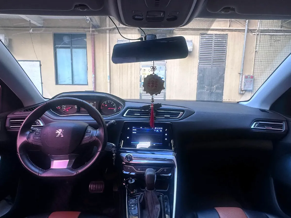 2018 Peugeot 308 1.6L 117HP L4 6AT,autocango,china used car exporter,china ev exporter,chinese used car exporter,chinese used ev exporter