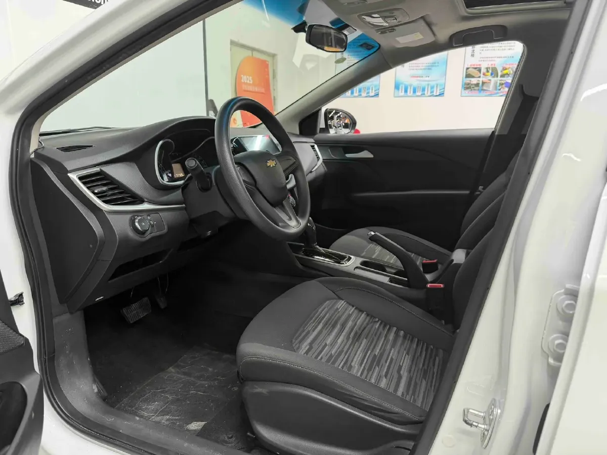 2019 Chevrolet Cavalier 1.5L 113HP L4 6AT,autocango,china used car exporter,china ev exporter,chinese used car exporter,chinese used ev exporter