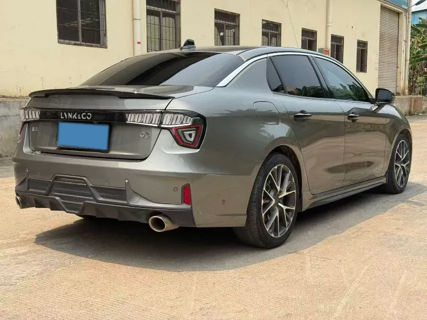 2022 LYNK&CO 03 1.5T 180HP L3 7DCT,autocango,china used car exporter,china ev exporter,chinese used car exporter,chinese used ev exporter