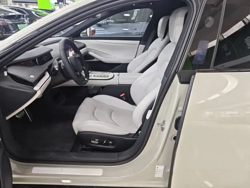 2024 MI SU7 BEV 101KWH,autocango,china used car exporter,china ev exporter,chinese used car exporter,chinese used ev exporter