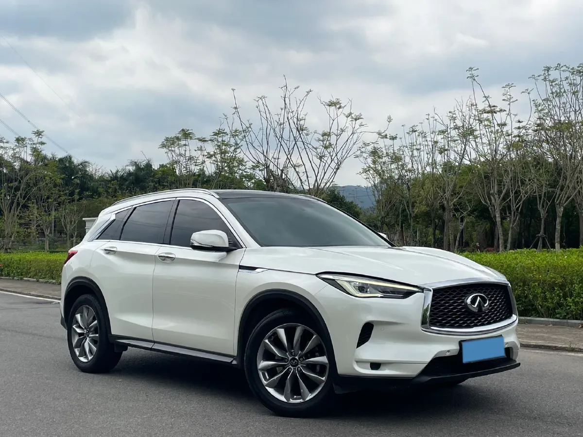 2020 Infiniti QX50 2.0T 245HP L4 CVT,autocango,china used car exporter,china ev exporter,chinese used car exporter,chinese used ev exporter