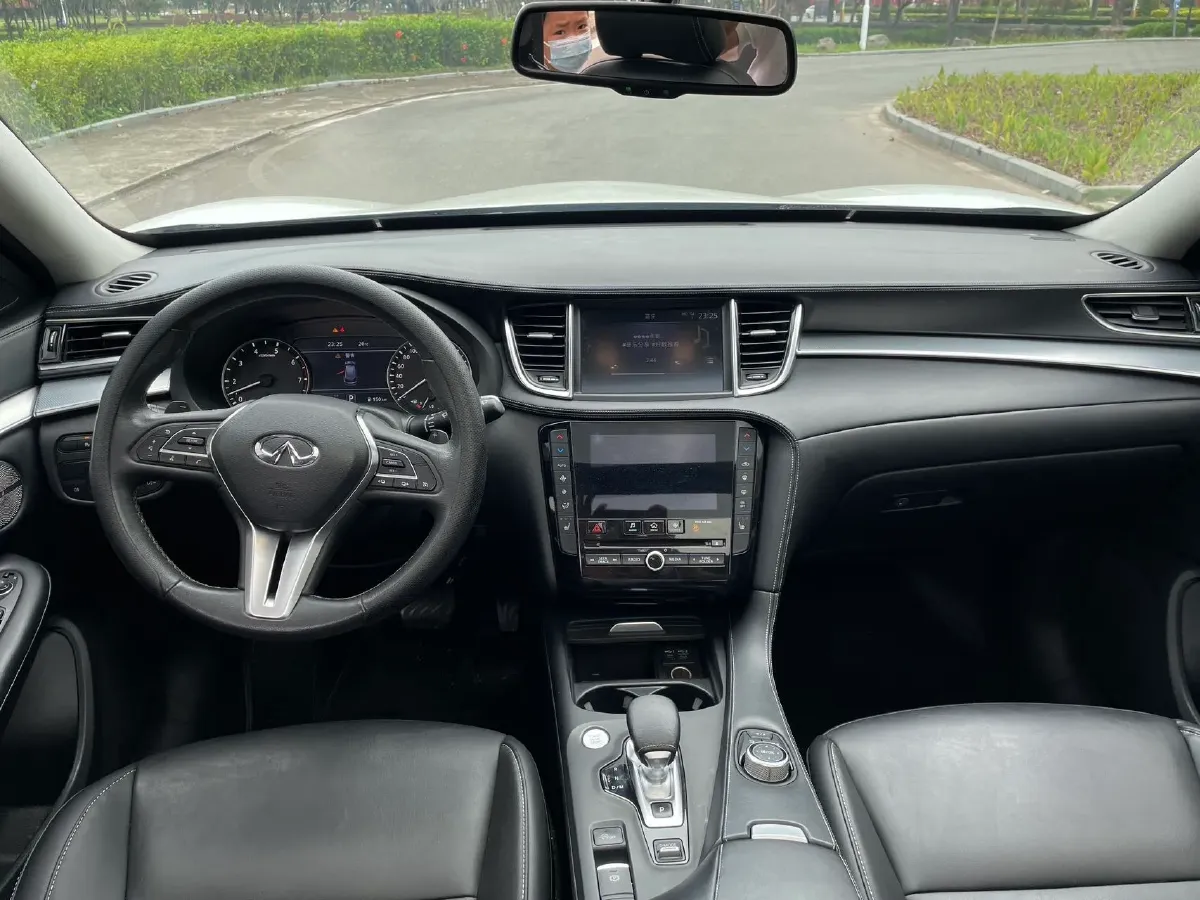 2020 Infiniti QX50 2.0T 245HP L4 CVT,autocango,china used car exporter,china ev exporter,chinese used car exporter,chinese used ev exporter