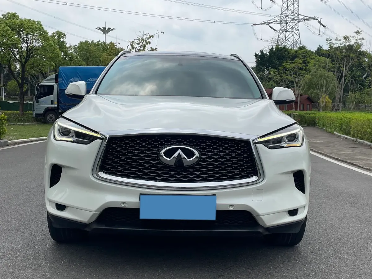2020 Infiniti QX50 2.0T 245HP L4 CVT,autocango,china used car exporter,china ev exporter,chinese used car exporter,chinese used ev exporter