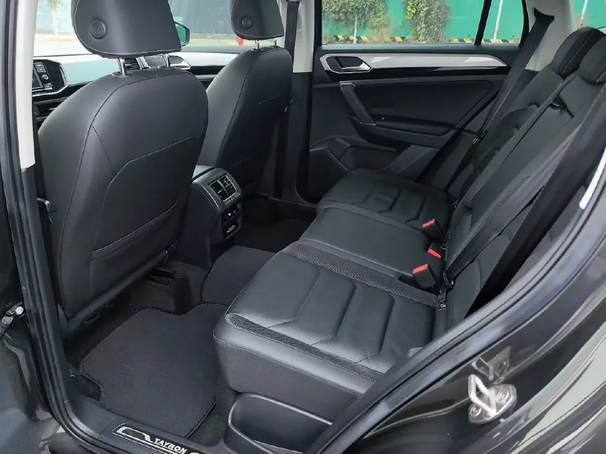 2021 Volkswagen Tayron 1.4T 150HP L4 7DCT,autocango,china used car exporter,china ev exporter,chinese used car exporter,chinese used ev exporter