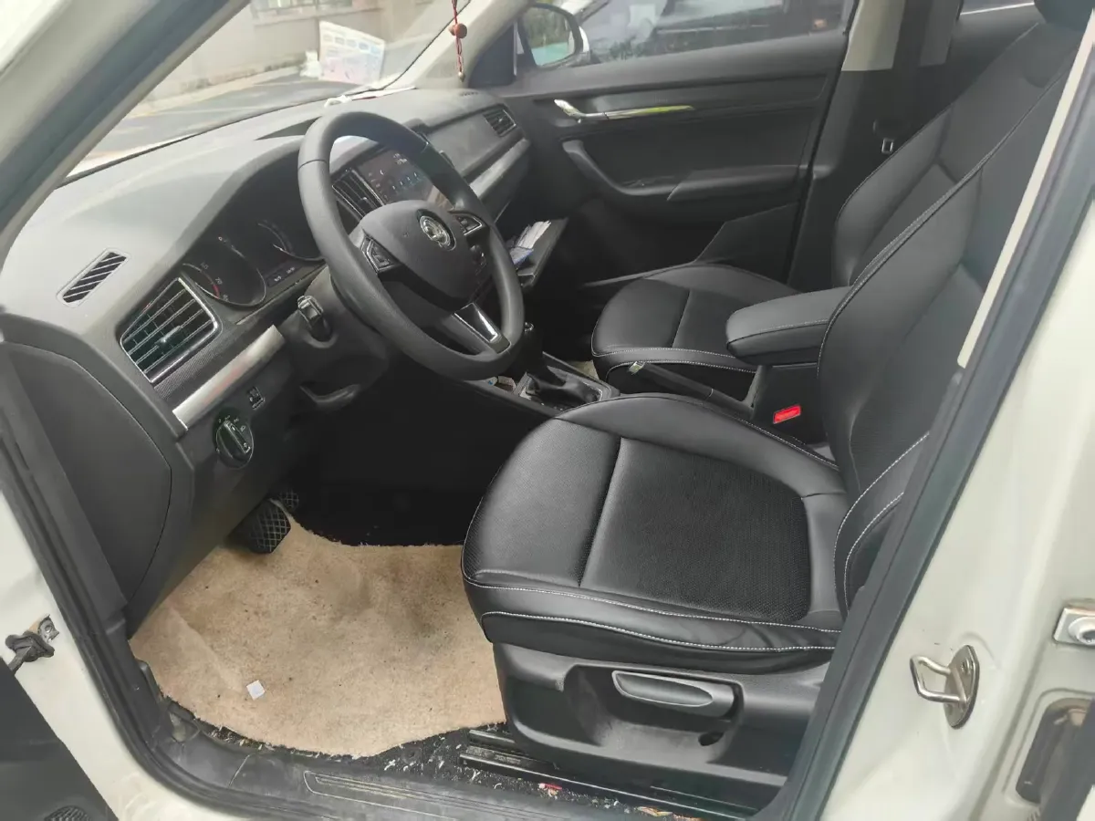 2022 Skoda Kamiq 1.5L 112HP L4 6AT,autocango,china used car exporter,china ev exporter,chinese used car exporter,chinese used ev exporter