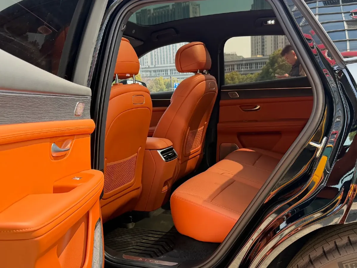 2025 AITO AITO M5 1.5T 152HP L4 REEV 42KWH,autocango,china used car exporter,china ev exporter,chinese used car exporter,chinese used ev exporter