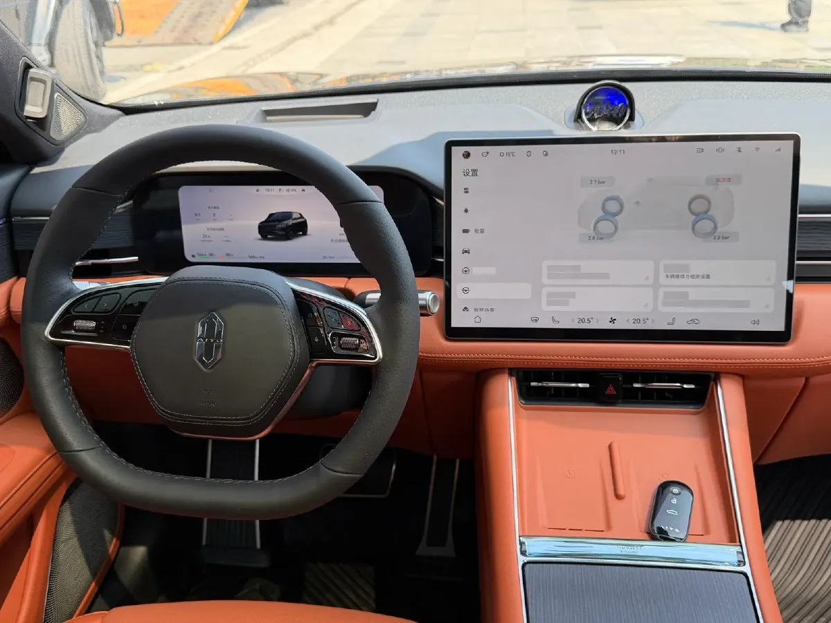 2025 AITO AITO M5 1.5T 152HP L4 REEV 42KWH,autocango,china used car exporter,china ev exporter,chinese used car exporter,chinese used ev exporter