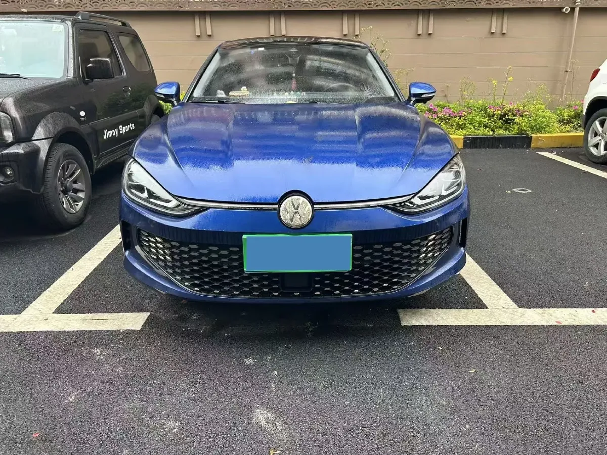 2022 Skoda Superb 2.0T 186HP L4 7DCT,autocango,china used car exporter,china ev exporter,chinese used car exporter,chinese used ev exporter