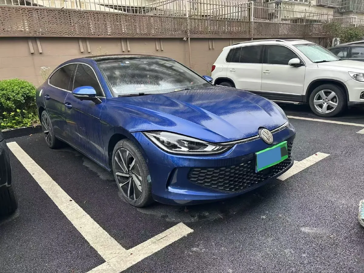 2022 Skoda Superb 2.0T 186HP L4 7DCT,autocango,china used car exporter,china ev exporter,chinese used car exporter,chinese used ev exporter