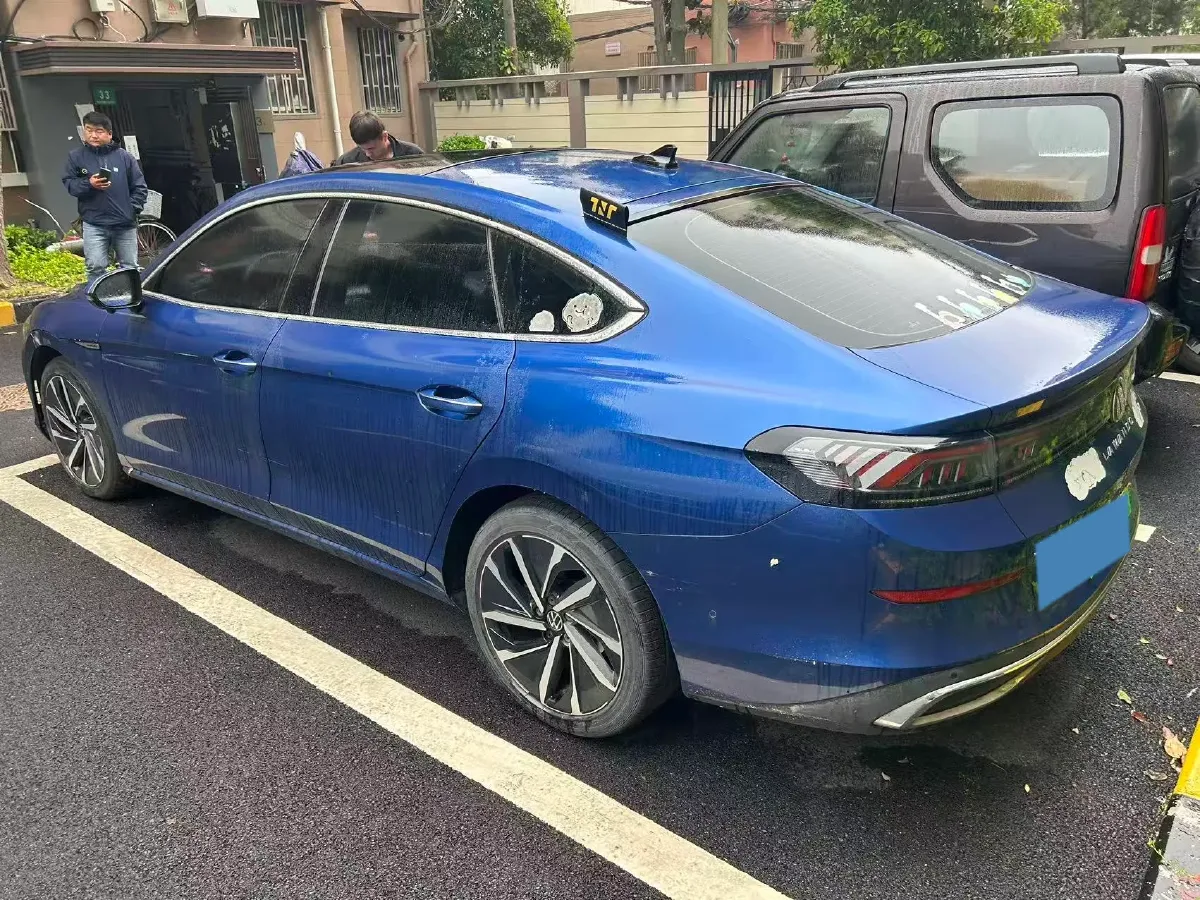 2022 Skoda Superb 2.0T 186HP L4 7DCT,autocango,china used car exporter,china ev exporter,chinese used car exporter,chinese used ev exporter