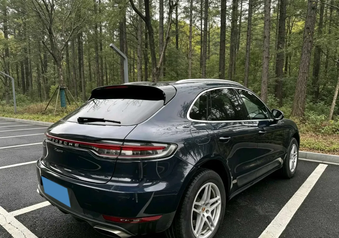 2018 Porsche Macan 2.0T 252HP L4 7DCT,autocango,china used car exporter,china ev exporter,chinese used car exporter,chinese used ev exporter