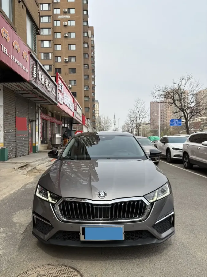 2021 Skoda Octavia 1.4T 150HP L4 7DCT,autocango,china used car exporter,china ev exporter,chinese used car exporter,chinese used ev exporter