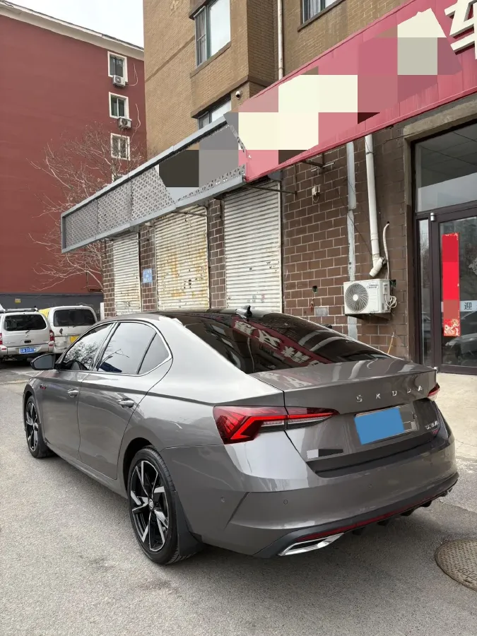 2021 Skoda Octavia 1.4T 150HP L4 7DCT,autocango,china used car exporter,china ev exporter,chinese used car exporter,chinese used ev exporter