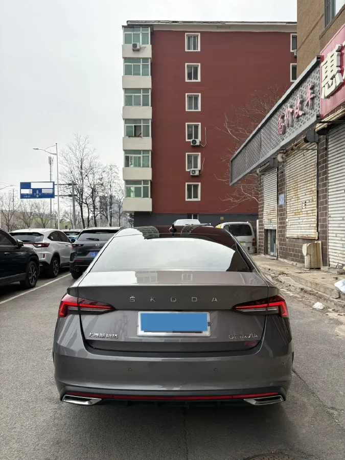 2021 Skoda Octavia 1.4T 150HP L4 7DCT,autocango,china used car exporter,china ev exporter,chinese used car exporter,chinese used ev exporter