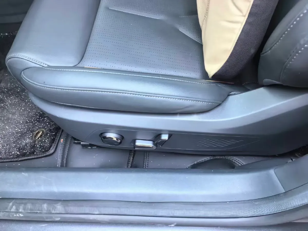 2022 Mazda 3 Axela 2.0L 158HP L4 6AT,autocango,china used car exporter,china ev exporter,chinese used car exporter,chinese used ev exporter