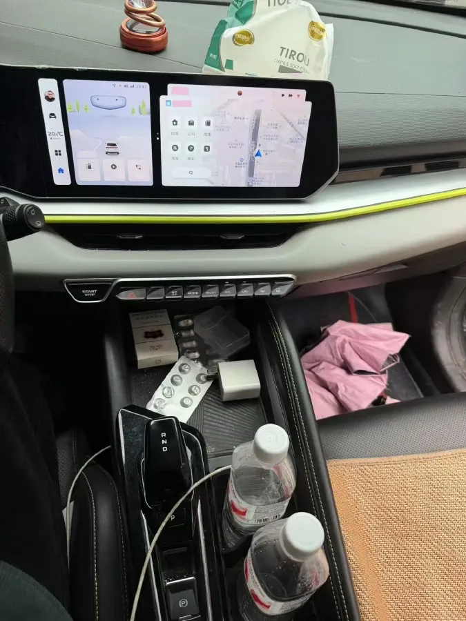 2022 Geely Coolray 1.5T 181HP L4 7DCT,autocango,china used car exporter,china ev exporter,chinese used car exporter,chinese used ev exporter