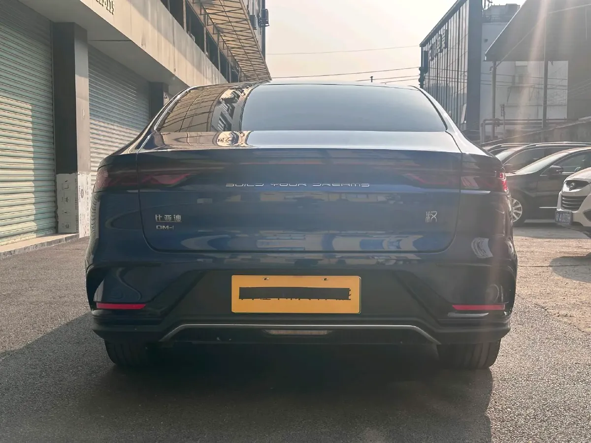 2022 Volkswagen Tiguan L 2.0T 186HP L4 7DCT,autocango,china used car exporter,china ev exporter,chinese used car exporter,chinese used ev exporter