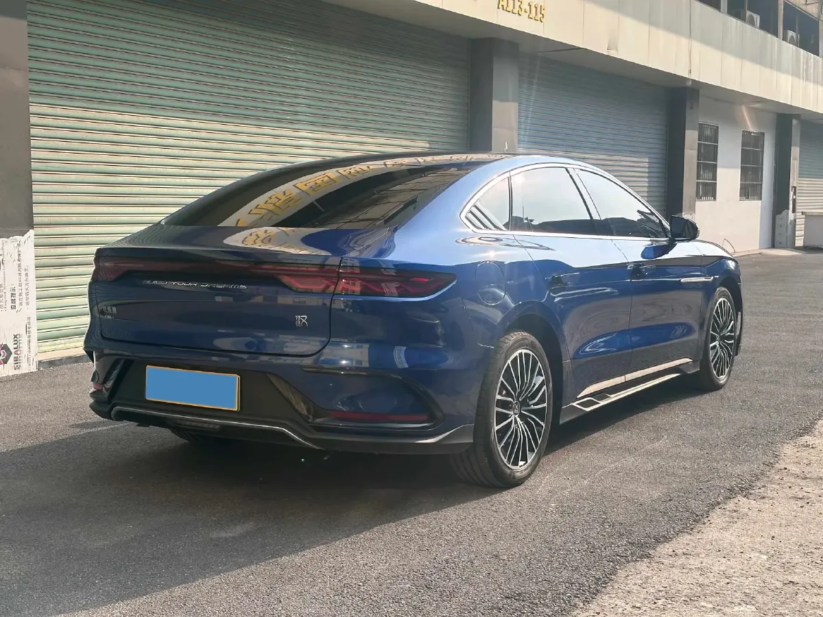 2022 Volkswagen Tiguan L 2.0T 186HP L4 7DCT,autocango,china used car exporter,china ev exporter,chinese used car exporter,chinese used ev exporter