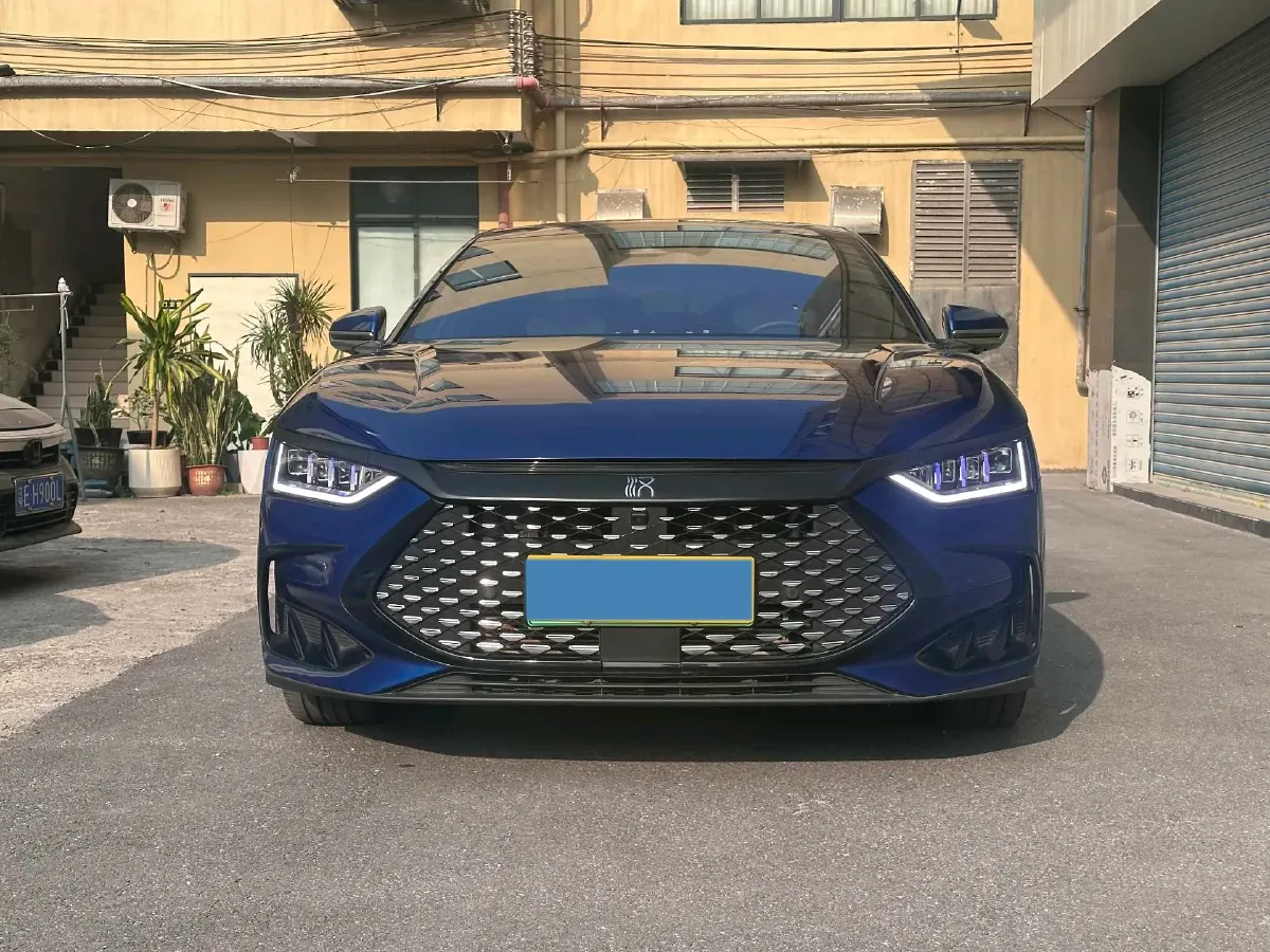 2022 Volkswagen Tiguan L 2.0T 186HP L4 7DCT,autocango,china used car exporter,china ev exporter,chinese used car exporter,chinese used ev exporter