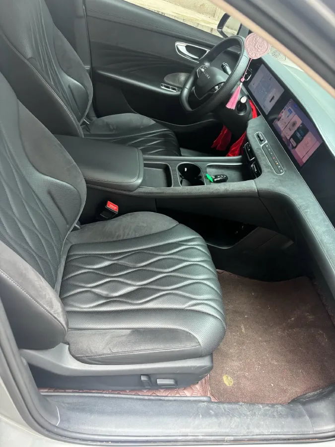 2023 Roewe D7 1.5L 112HP L4 1DHT PHEV 21.4KWH,autocango,china used car exporter,china ev exporter,chinese used car exporter,chinese used ev exporter