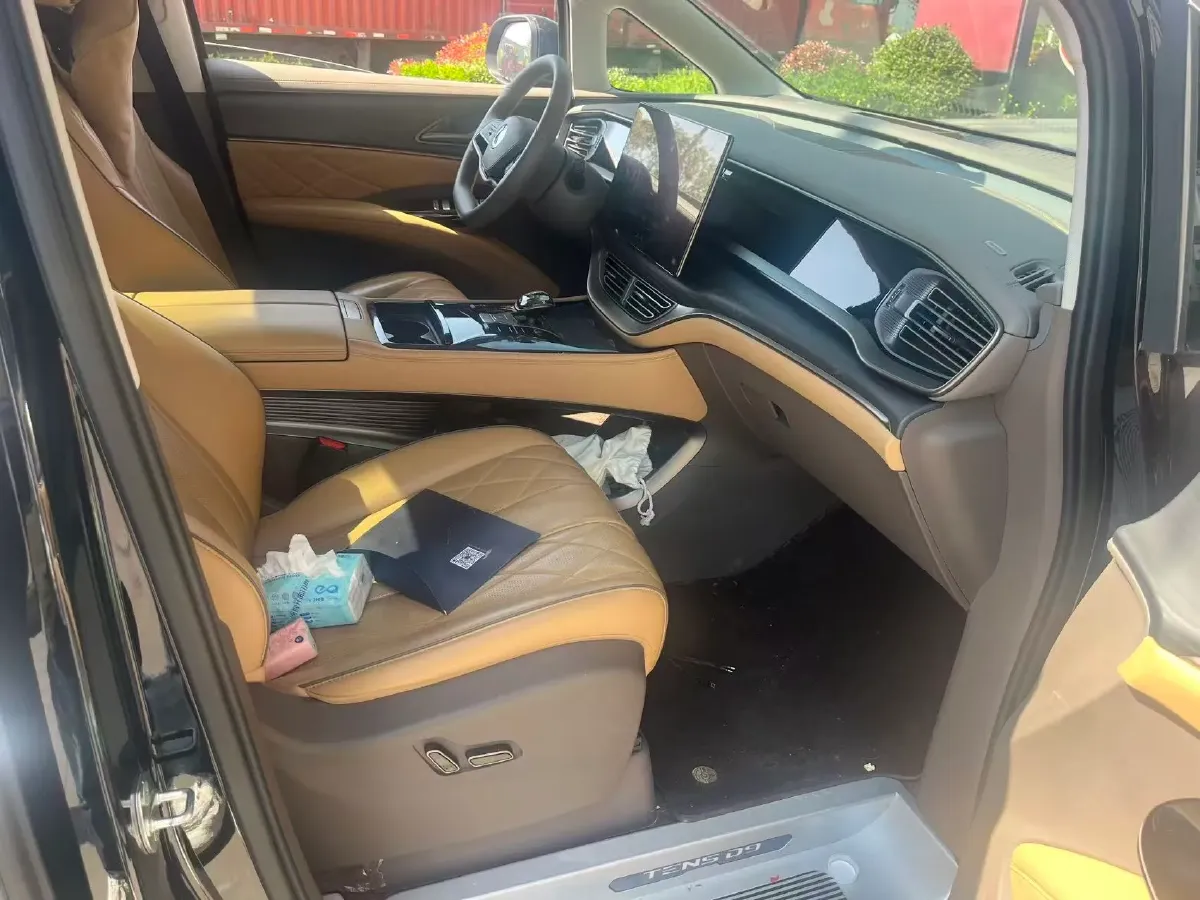 2022 Mercedes-Benz GLC Class 2.0T 197HP L4 9AT,autocango,china used car exporter,china ev exporter,chinese used car exporter,chinese used ev exporter