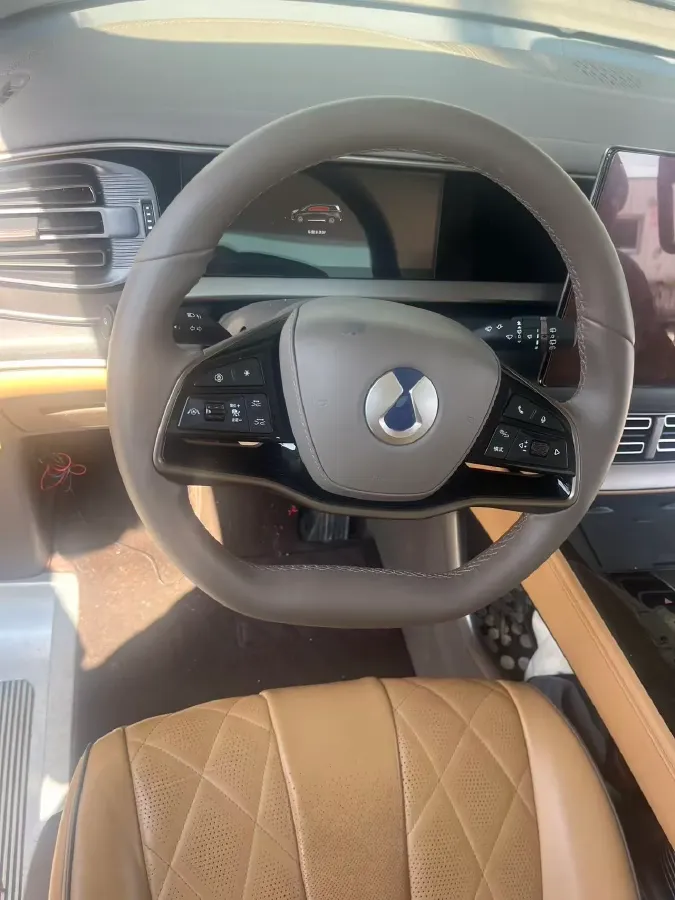 2022 Mercedes-Benz GLC Class 2.0T 197HP L4 9AT,autocango,china used car exporter,china ev exporter,chinese used car exporter,chinese used ev exporter