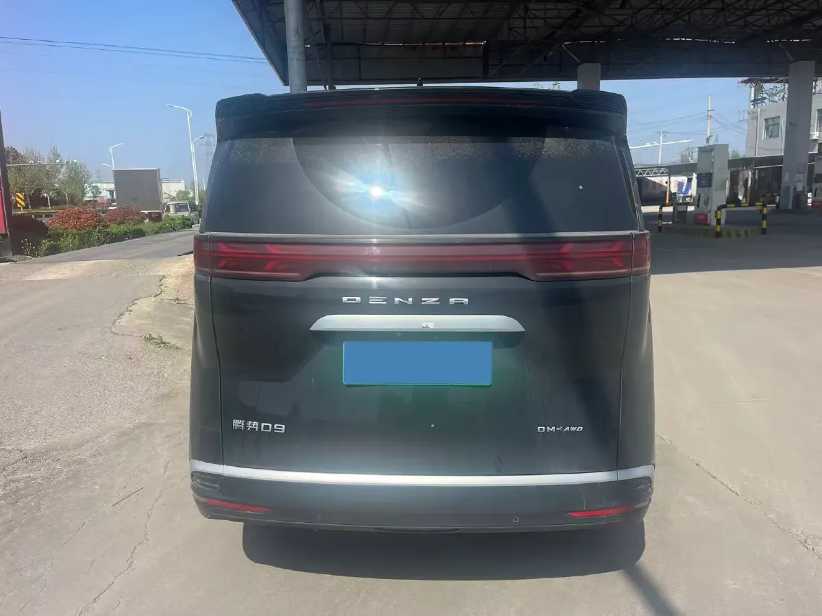 2022 Mercedes-Benz GLC Class 2.0T 197HP L4 9AT,autocango,china used car exporter,china ev exporter,chinese used car exporter,chinese used ev exporter