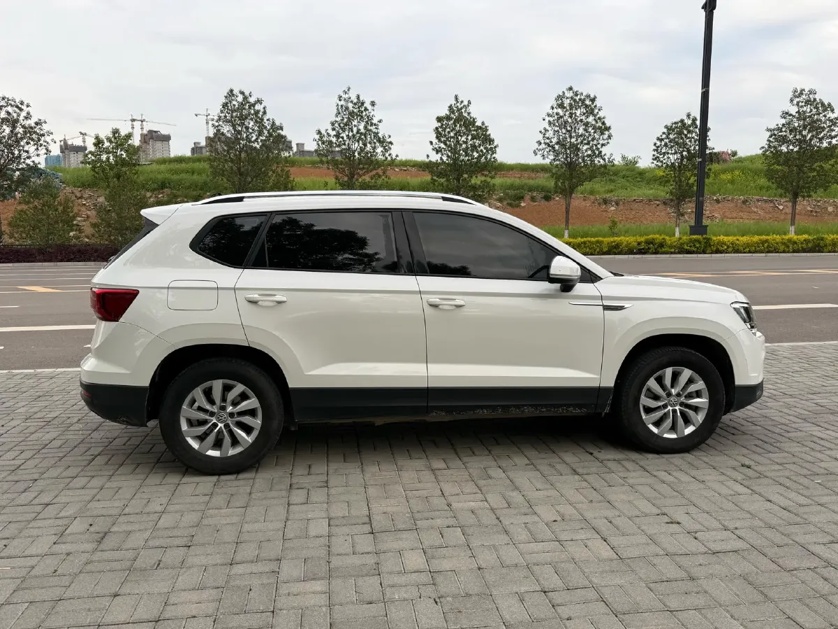 2019 Jeep Compass 1.4T 165HP L4 7DCT,autocango,china used car exporter,china ev exporter,chinese used car exporter,chinese used ev exporter