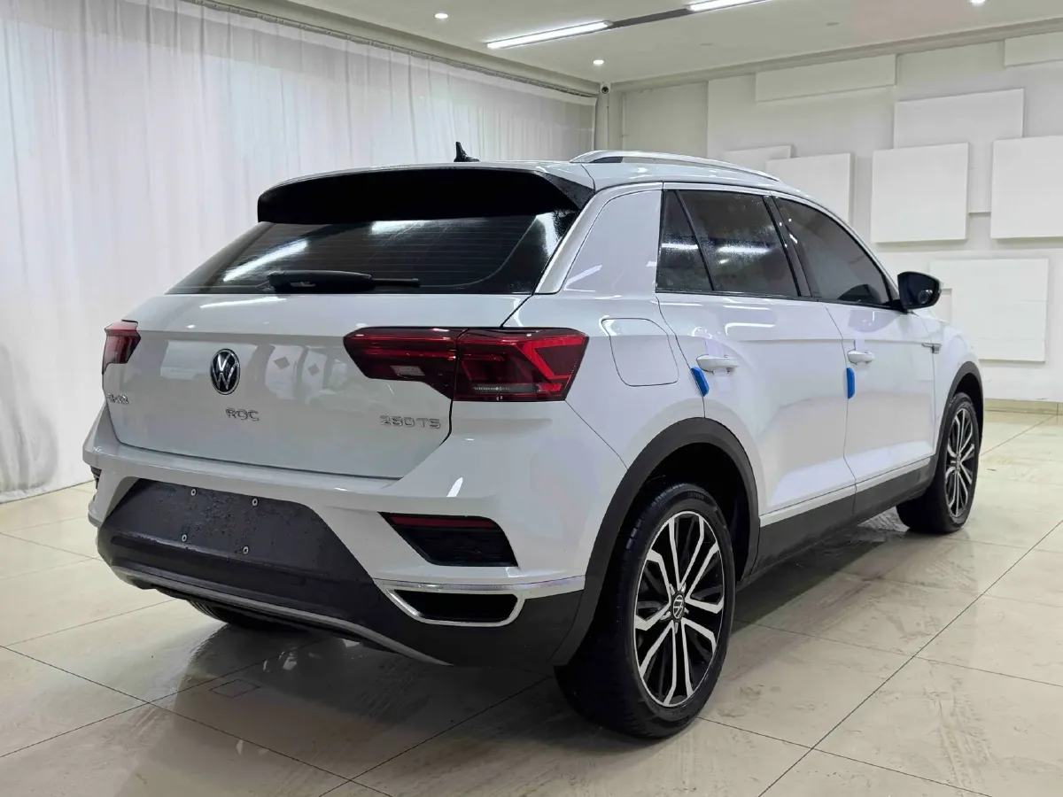 2022 Volkswagen T-Roc 1.4T 150HP L4 7DCT,autocango,china used car exporter,china ev exporter,chinese used car exporter,chinese used ev exporter