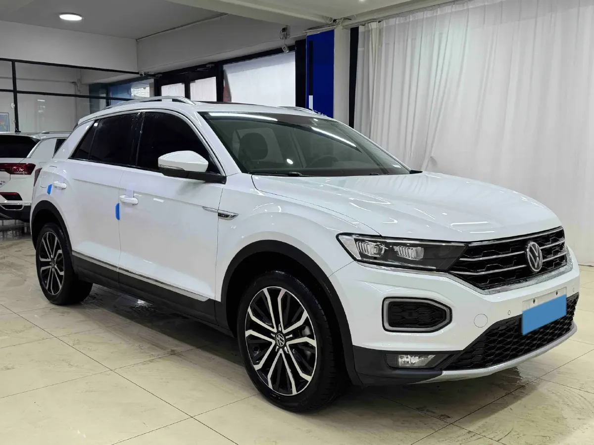 2022 Volkswagen T-Roc 1.4T 150HP L4 7DCT,autocango,china used car exporter,china ev exporter,chinese used car exporter,chinese used ev exporter