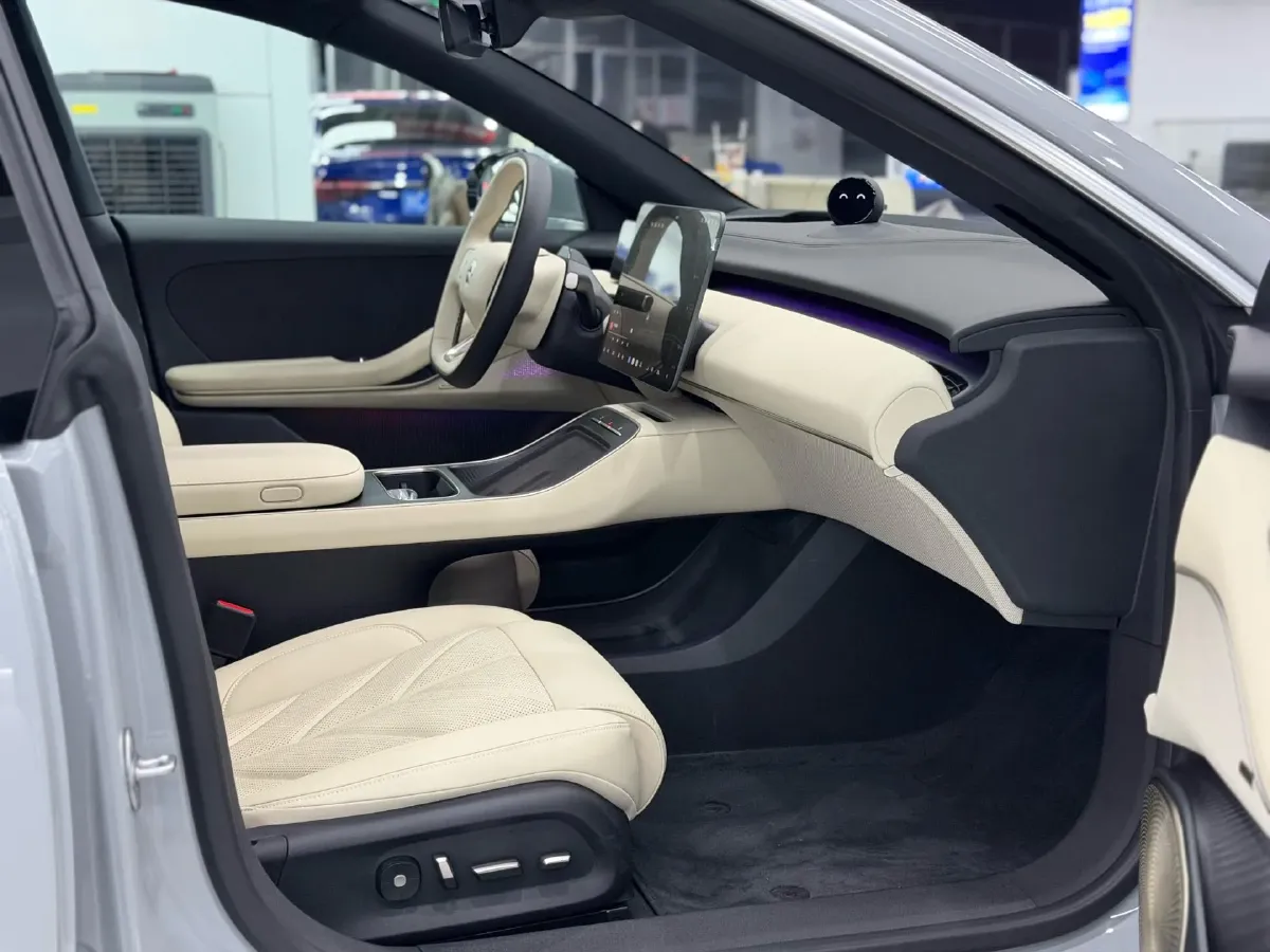 2025 NIO ET5 BEV,autocango,china used car exporter,china ev exporter,chinese used car exporter,chinese used ev exporter