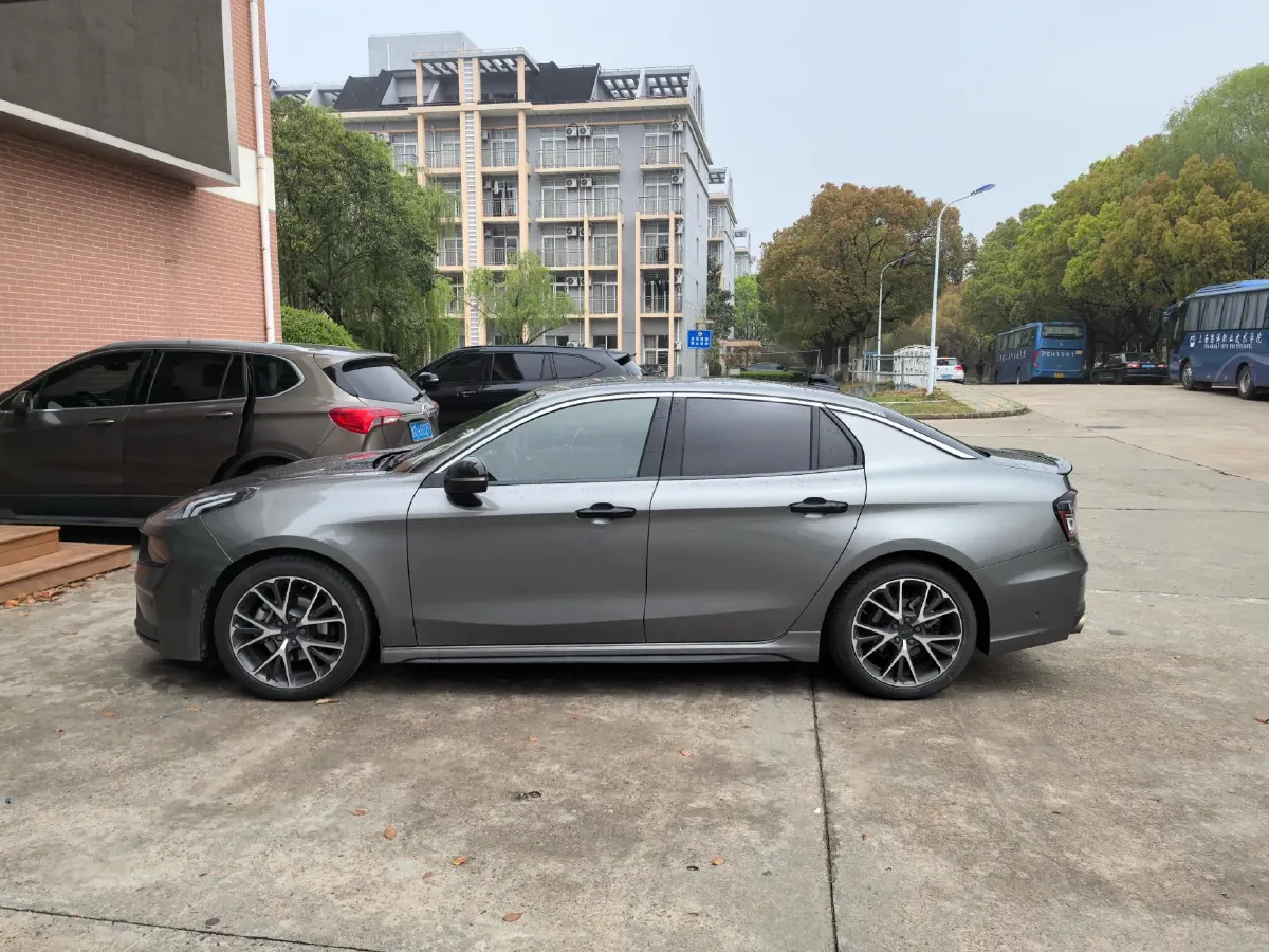 2022 LYNK&CO 03 1.5T 180HP L3 7DCT,autocango,china used car exporter,china ev exporter,chinese used car exporter,chinese used ev exporter