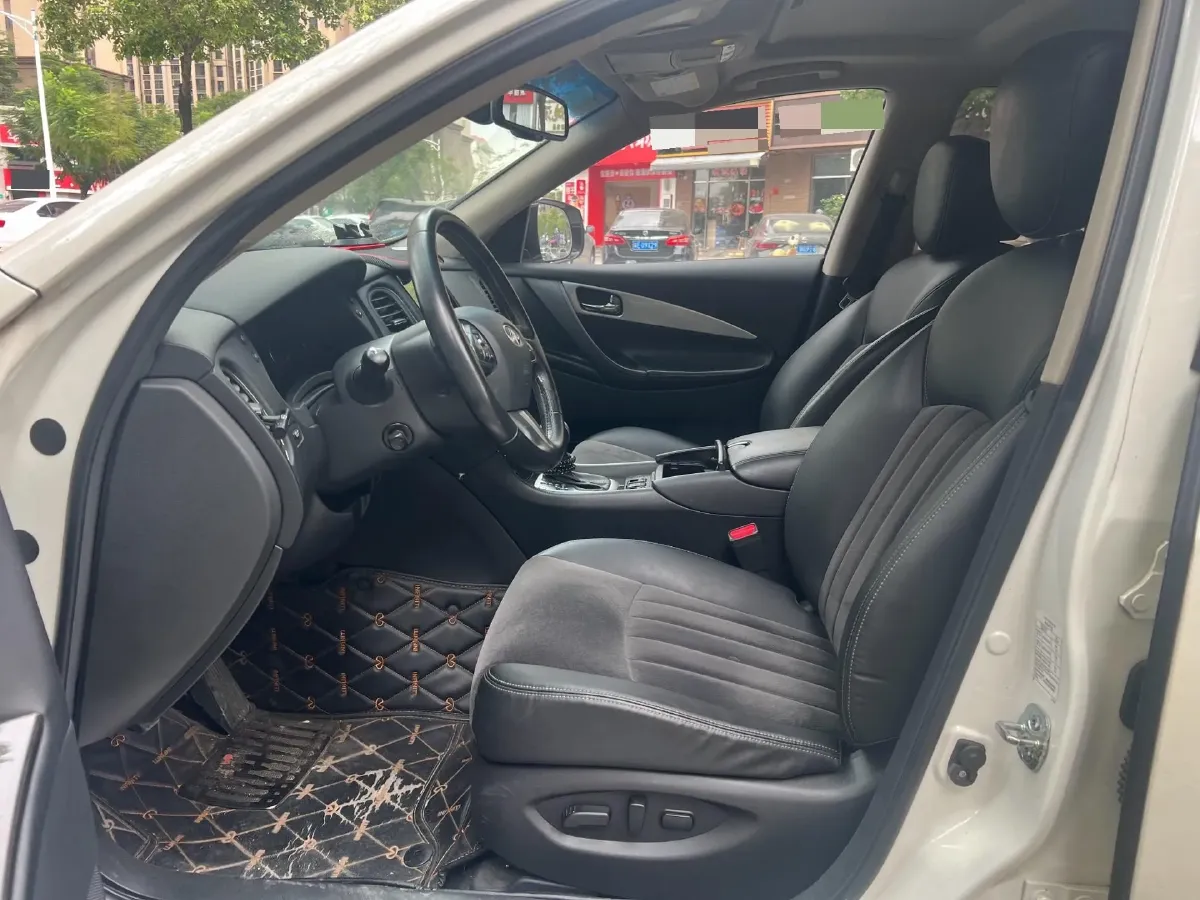 2015 Infiniti QX50 2.5L 235HP V6 7AT,autocango,china used car exporter,china ev exporter,chinese used car exporter,chinese used ev exporter