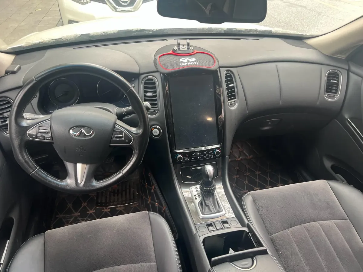 2015 Infiniti QX50 2.5L 235HP V6 7AT,autocango,china used car exporter,china ev exporter,chinese used car exporter,chinese used ev exporter