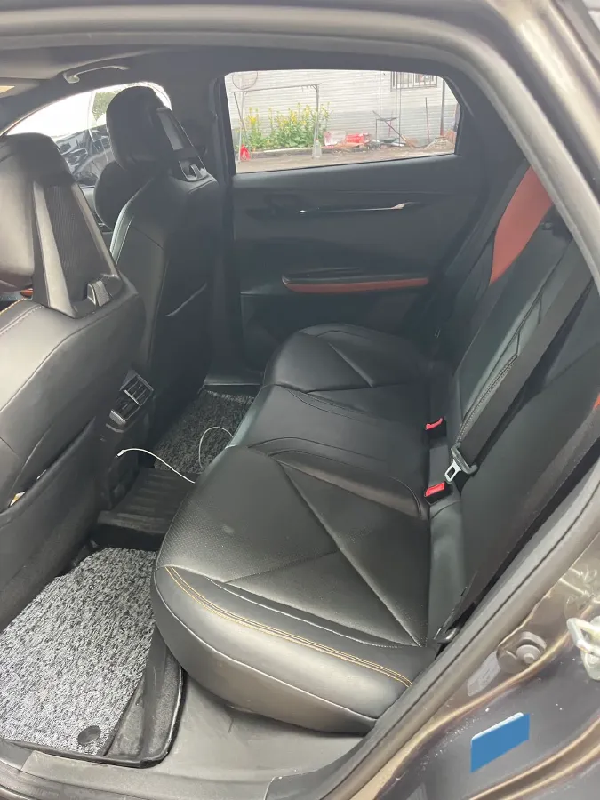 2023 ChangAn UNI-V iDD 1.5T 170HP L4 6TCT PHEV 18.4KWH,autocango,china used car exporter,china ev exporter,chinese used car exporter,chinese used ev exporter