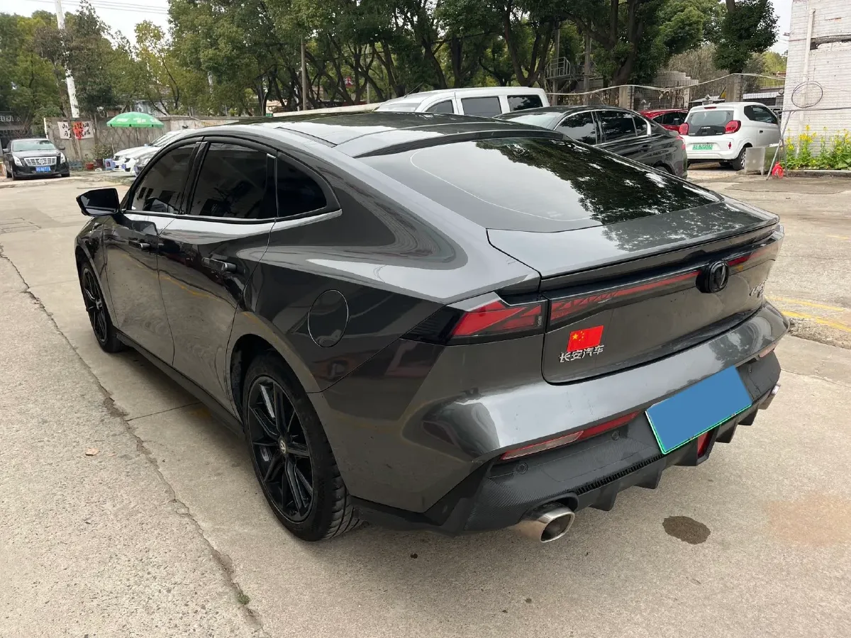 2023 ChangAn UNI-V iDD 1.5T 170HP L4 6TCT PHEV 18.4KWH,autocango,china used car exporter,china ev exporter,chinese used car exporter,chinese used ev exporter