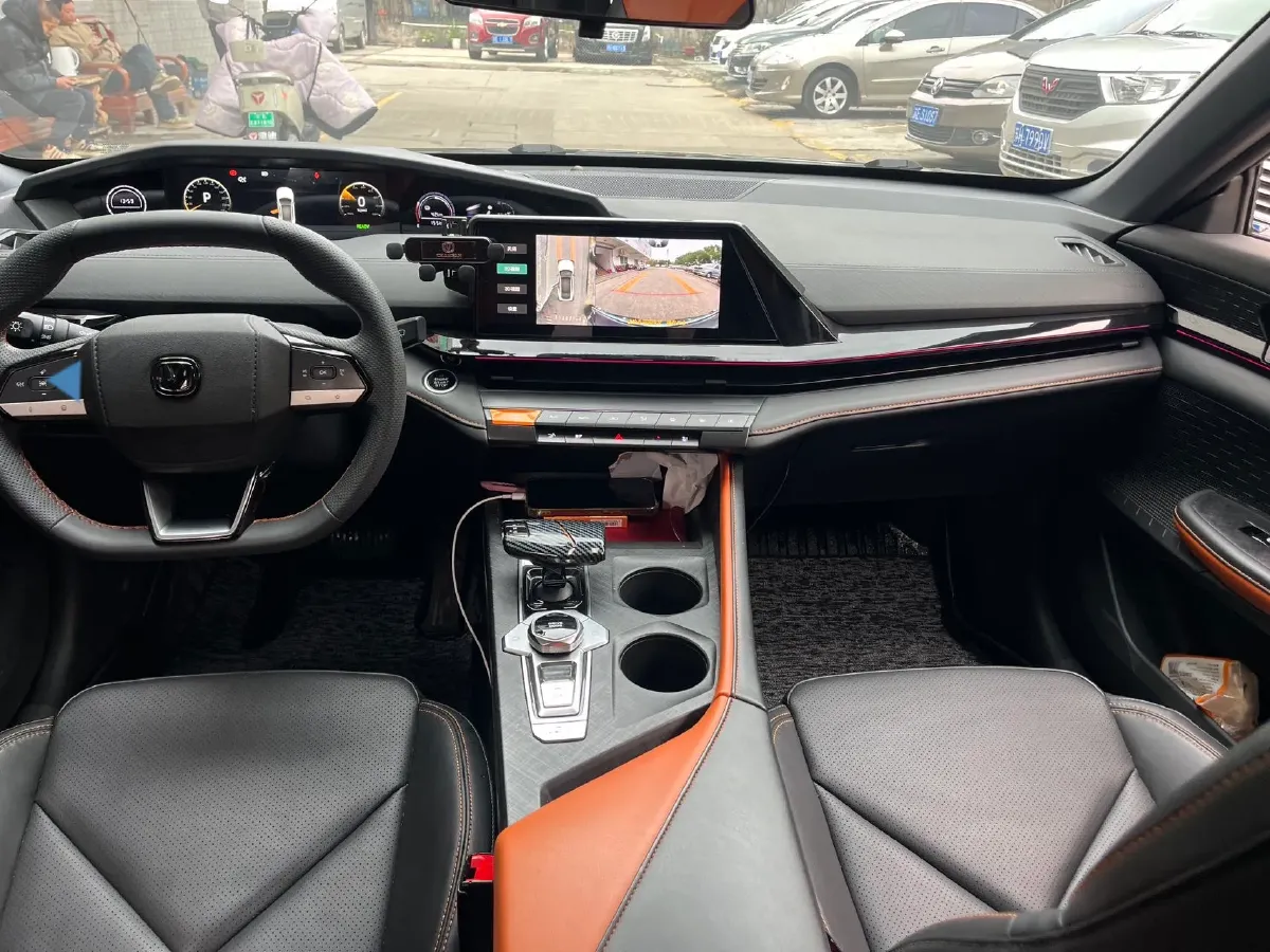 2023 ChangAn UNI-V iDD 1.5T 170HP L4 6TCT PHEV 18.4KWH,autocango,china used car exporter,china ev exporter,chinese used car exporter,chinese used ev exporter