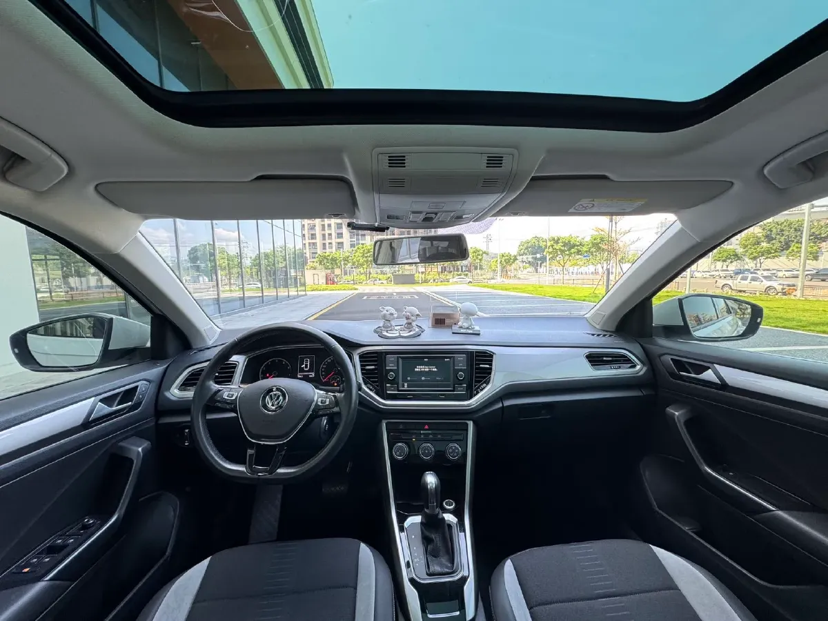 2019 Volkswagen T-Roc 1.4T 150HP L4 7DCT,autocango,china used car exporter,china ev exporter,chinese used car exporter,chinese used ev exporter