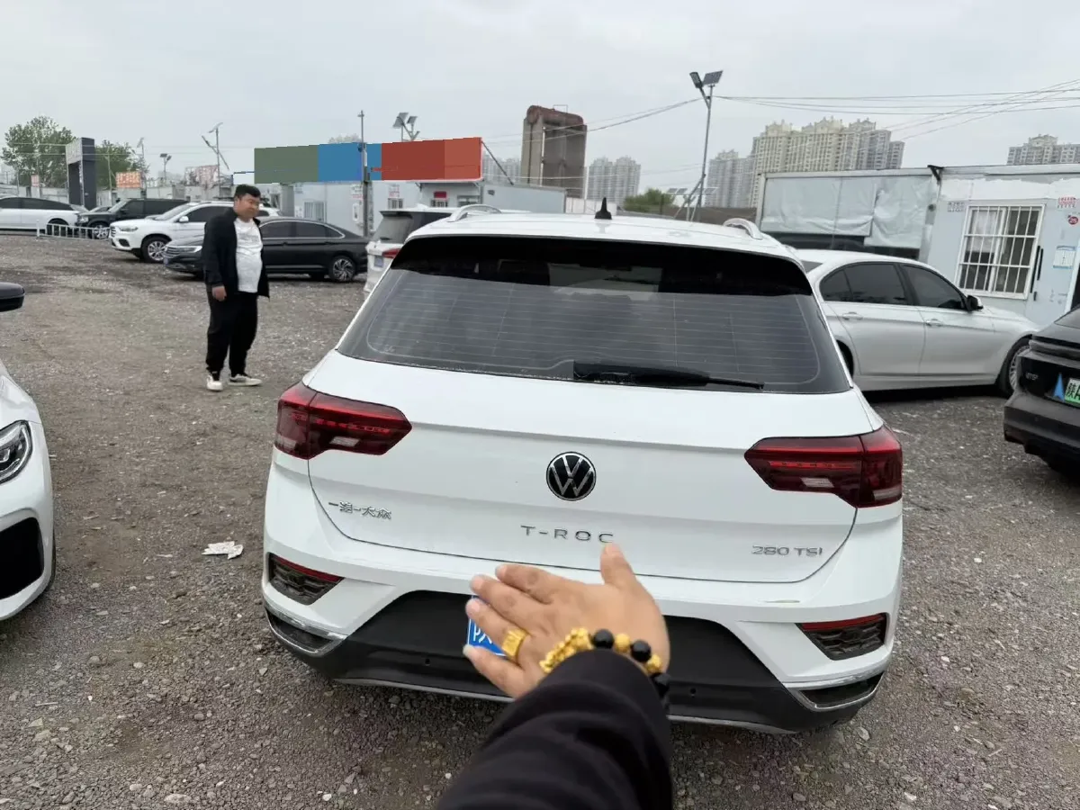 2021 Volkswagen T-Roc 1.4T 150HP L4 7DCT,autocango,china used car exporter,china ev exporter,chinese used car exporter,chinese used ev exporter