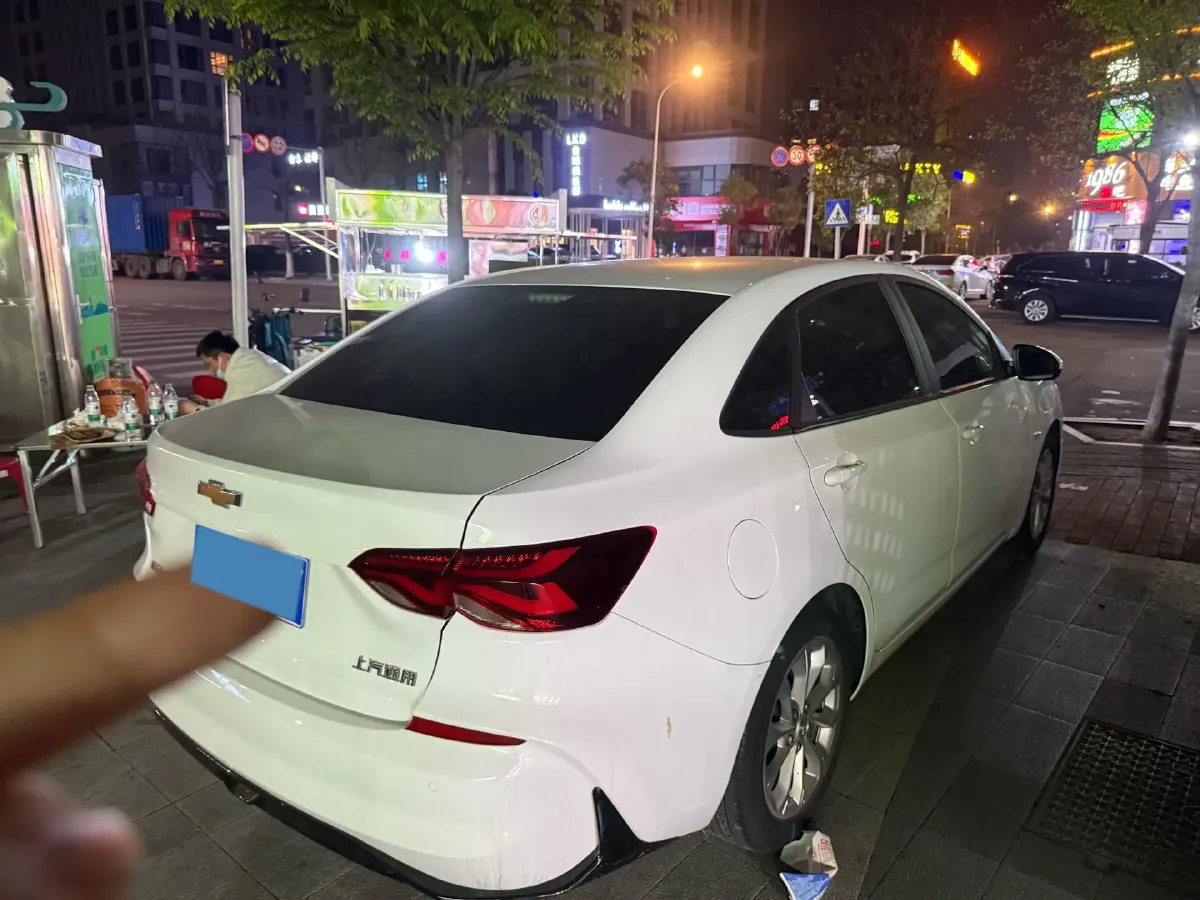 2022 Chevrolet Monza 1.5L 113HP L4 6AT,autocango,china used car exporter,china ev exporter,chinese used car exporter,chinese used ev exporter