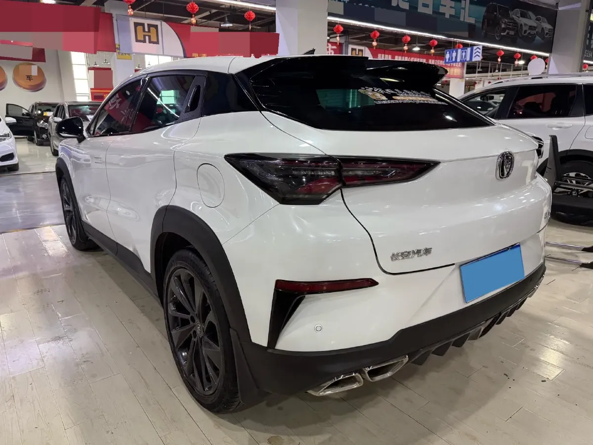 2021 ChangAn UNI-T 1.5T 180HP L4 7DCT,autocango,china used car exporter,china ev exporter,chinese used car exporter,chinese used ev exporter