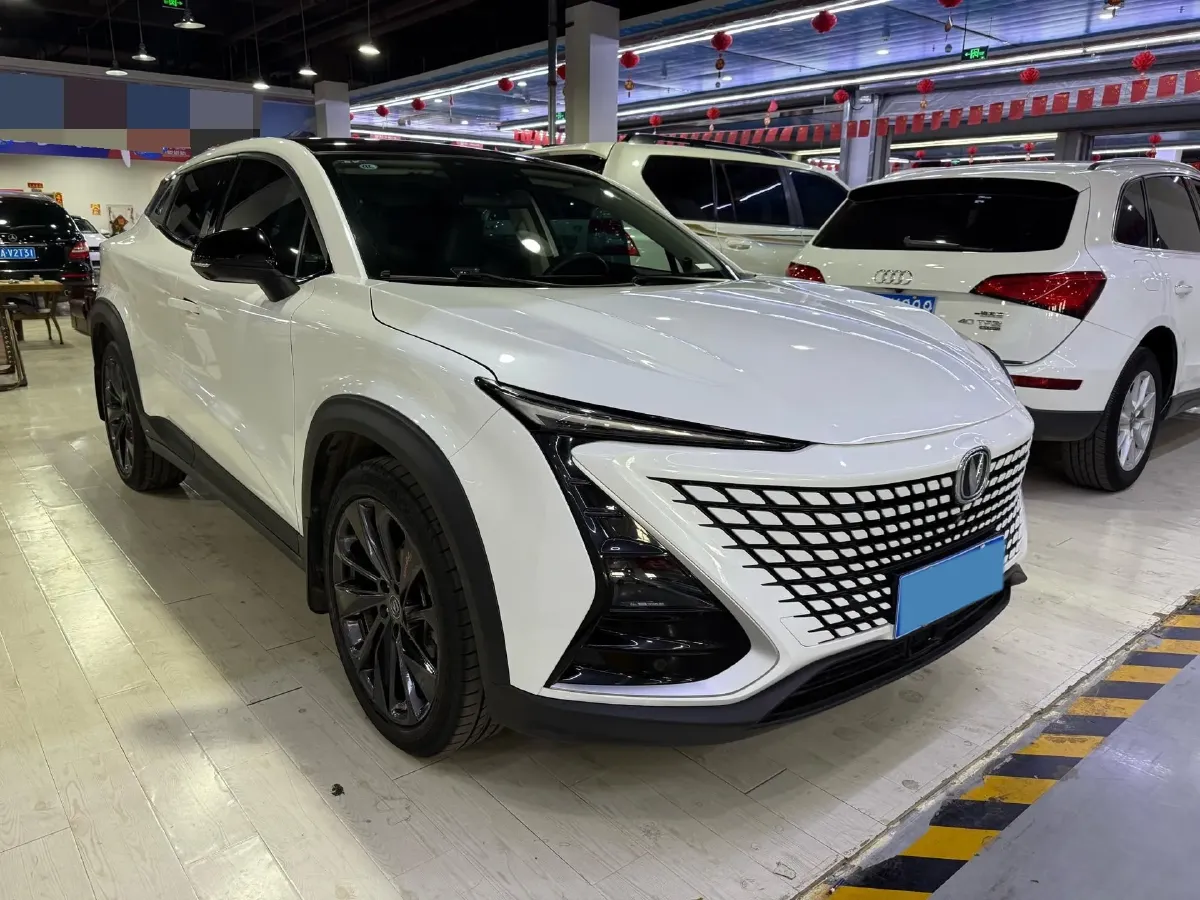2021 ChangAn UNI-T 1.5T 180HP L4 7DCT,autocango,china used car exporter,china ev exporter,chinese used car exporter,chinese used ev exporter