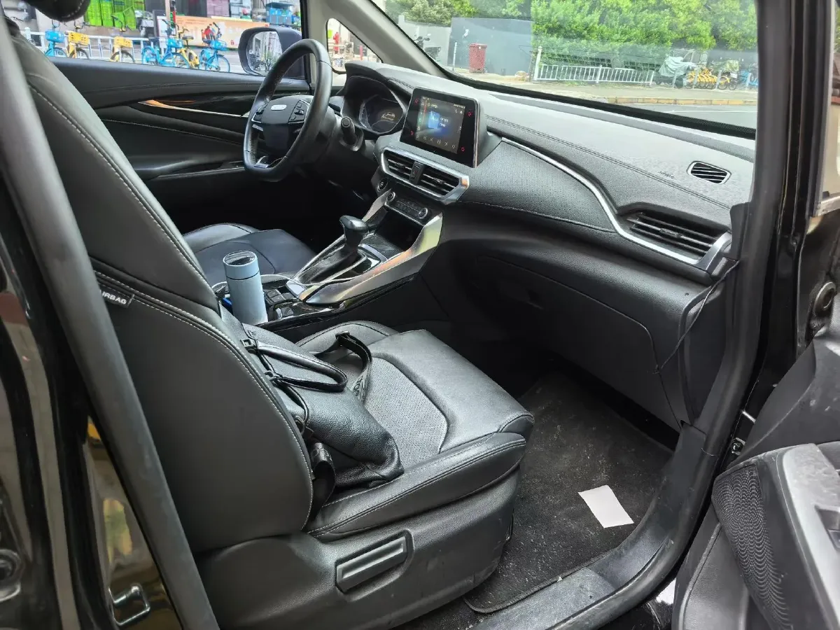 2022 MAXUS G50 1.5T 169HP L4 7DCT,autocango,china used car exporter,china ev exporter,chinese used car exporter,chinese used ev exporter