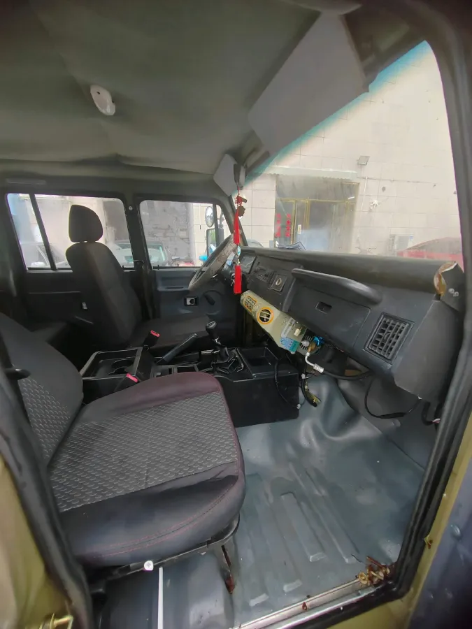 2016 BAW Battle Flag 2.0L 102HP L4 5MT,autocango,china used car exporter,china ev exporter,chinese used car exporter,chinese used ev exporter