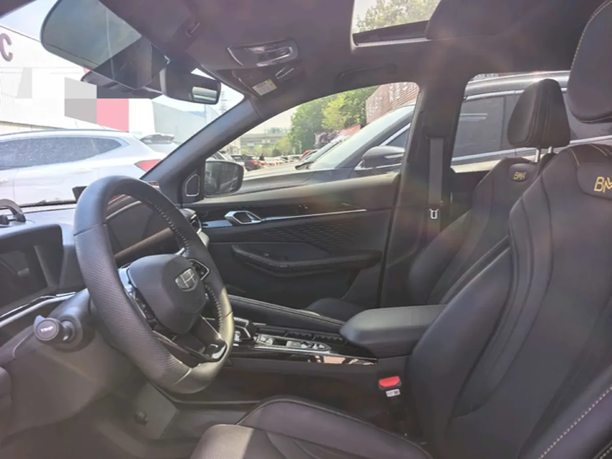 2025 Geely Coolray 1.5T 181HP L4 7DCT,autocango,china used car exporter,china ev exporter,chinese used car exporter,chinese used ev exporter