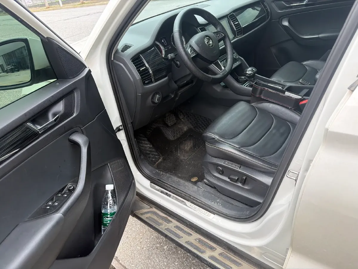 2018 Skoda Kodiak 2.0T 186HP L4 7DCT,autocango,china used car exporter,china ev exporter,chinese used car exporter,chinese used ev exporter